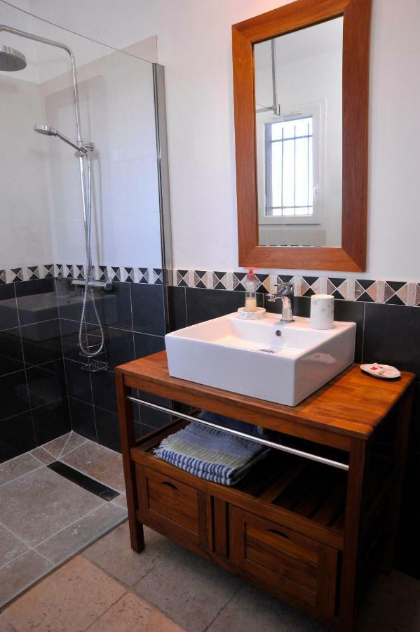Bed And Breakfast La Maison De Nathalie Les Mayons Екстер'єр фото