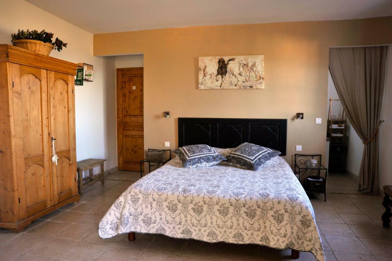 Bed And Breakfast La Maison De Nathalie Les Mayons Екстер'єр фото