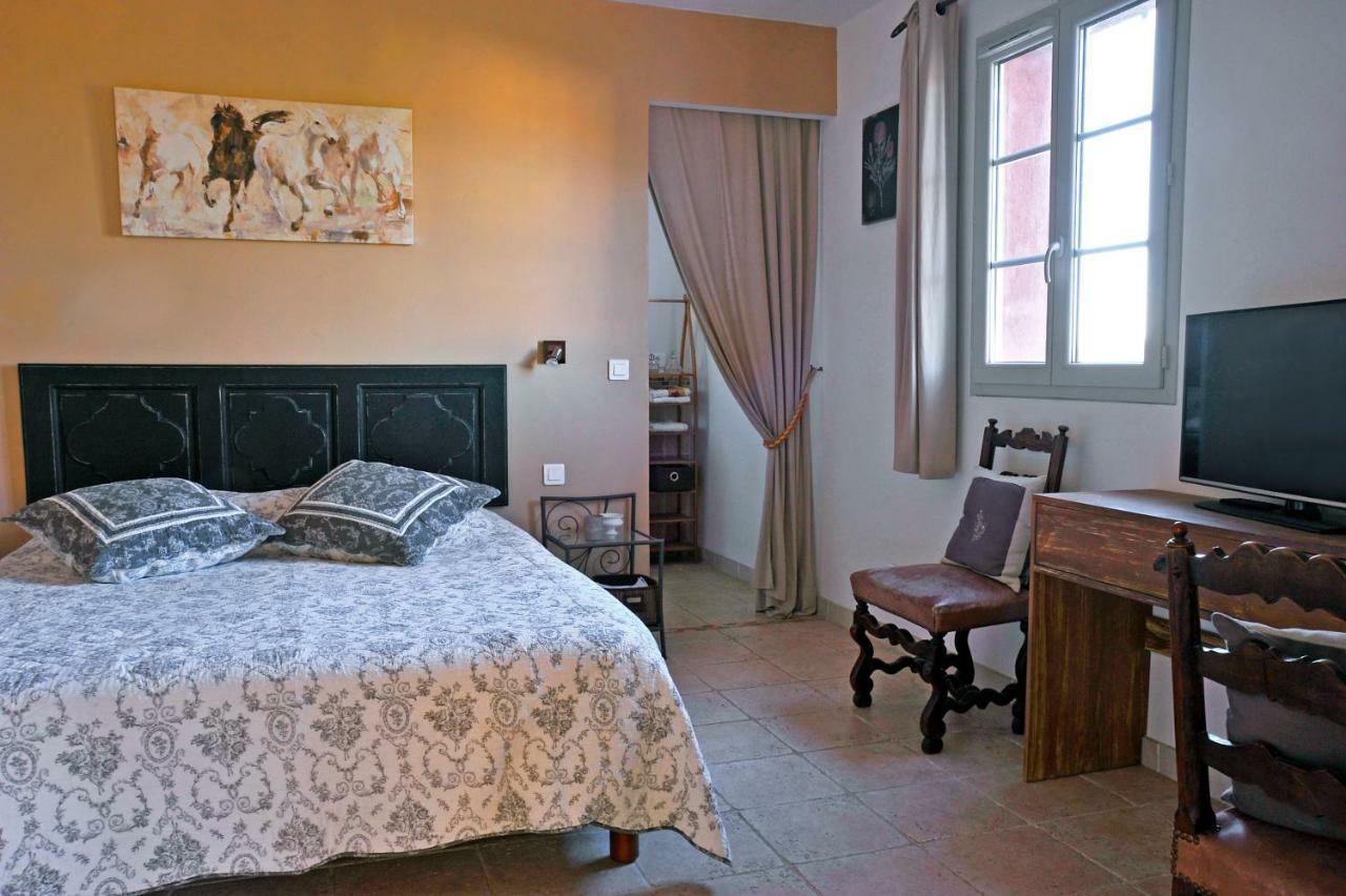 Bed And Breakfast La Maison De Nathalie Les Mayons Екстер'єр фото